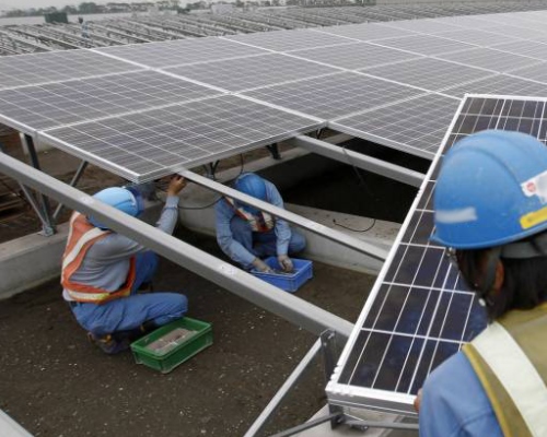 Solar panel installation workforce